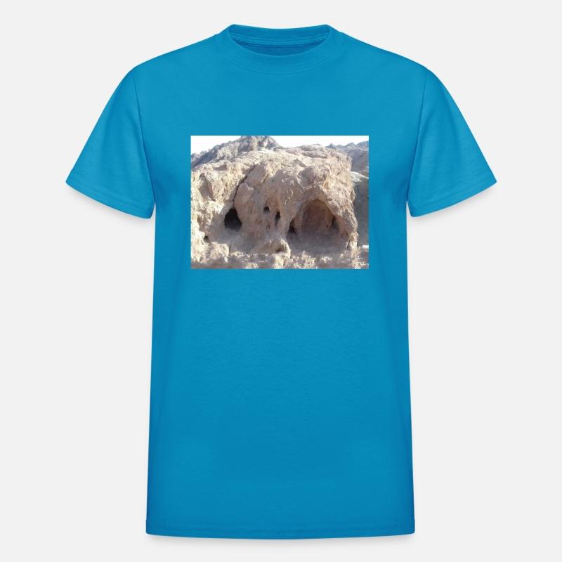 A strange cave in Al Tuwailat Valley, Egypt