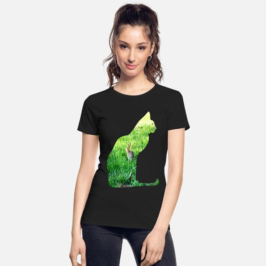 Cat Ate The Rabbit in The Grass