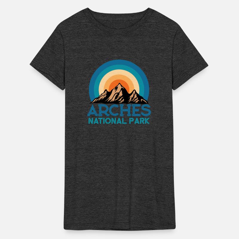 Cool Vintage Retro Arches National Park Mountain