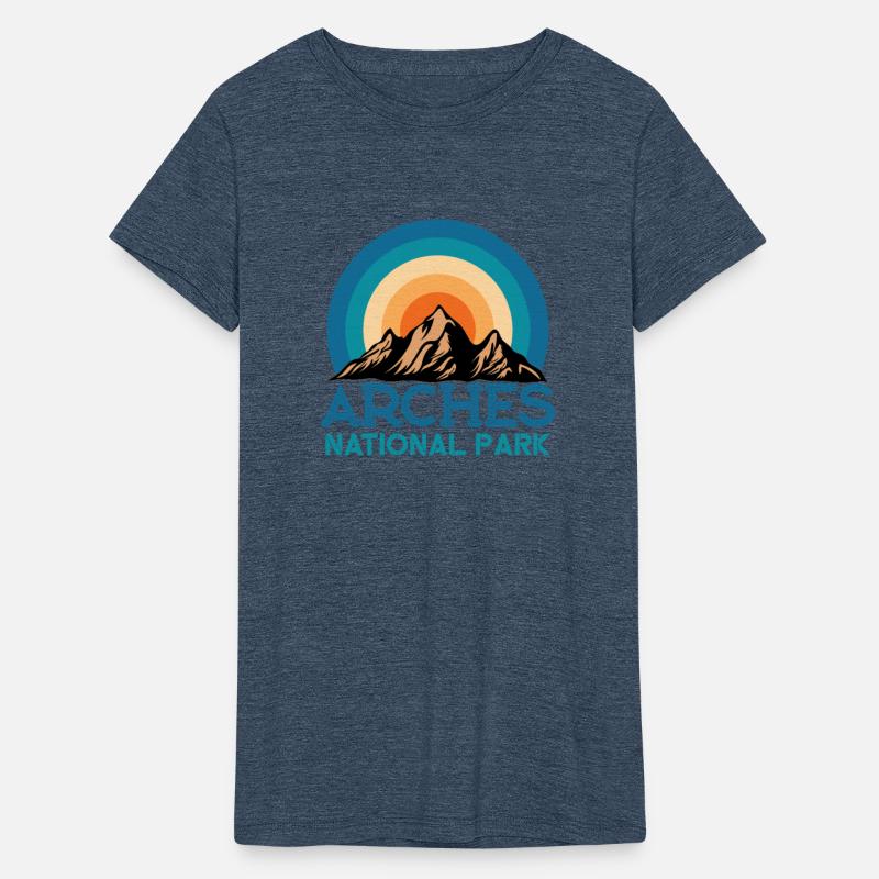Cool Vintage Retro Arches National Park Mountain